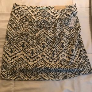 Maurice's skirt sz LG, black and white design